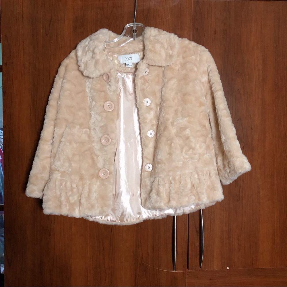 🎁3/$30 
Teddy Bear Coat Forever 21 Little Girl Size M